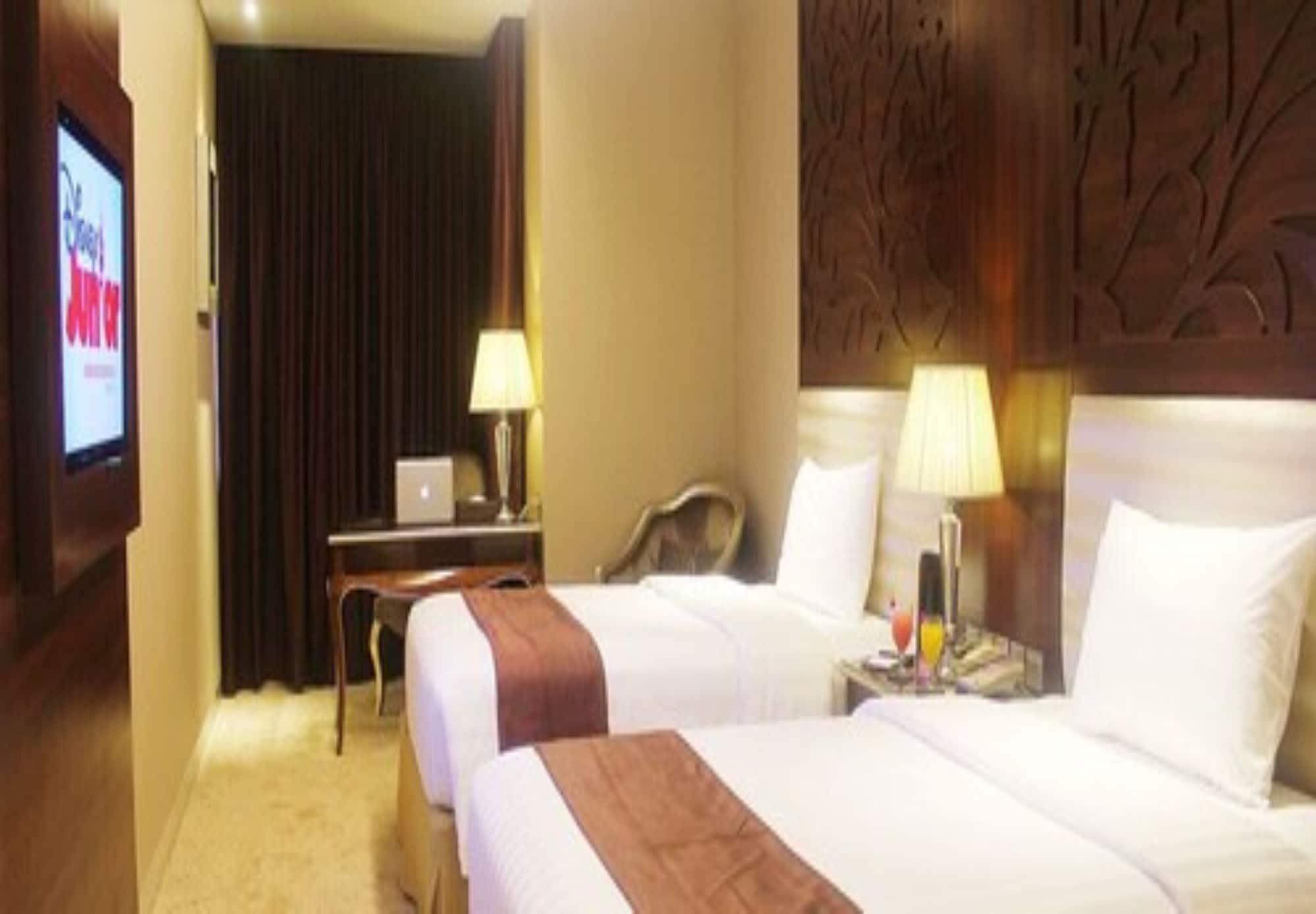 Belviu Hotel Bandung Zewnętrze zdjęcie